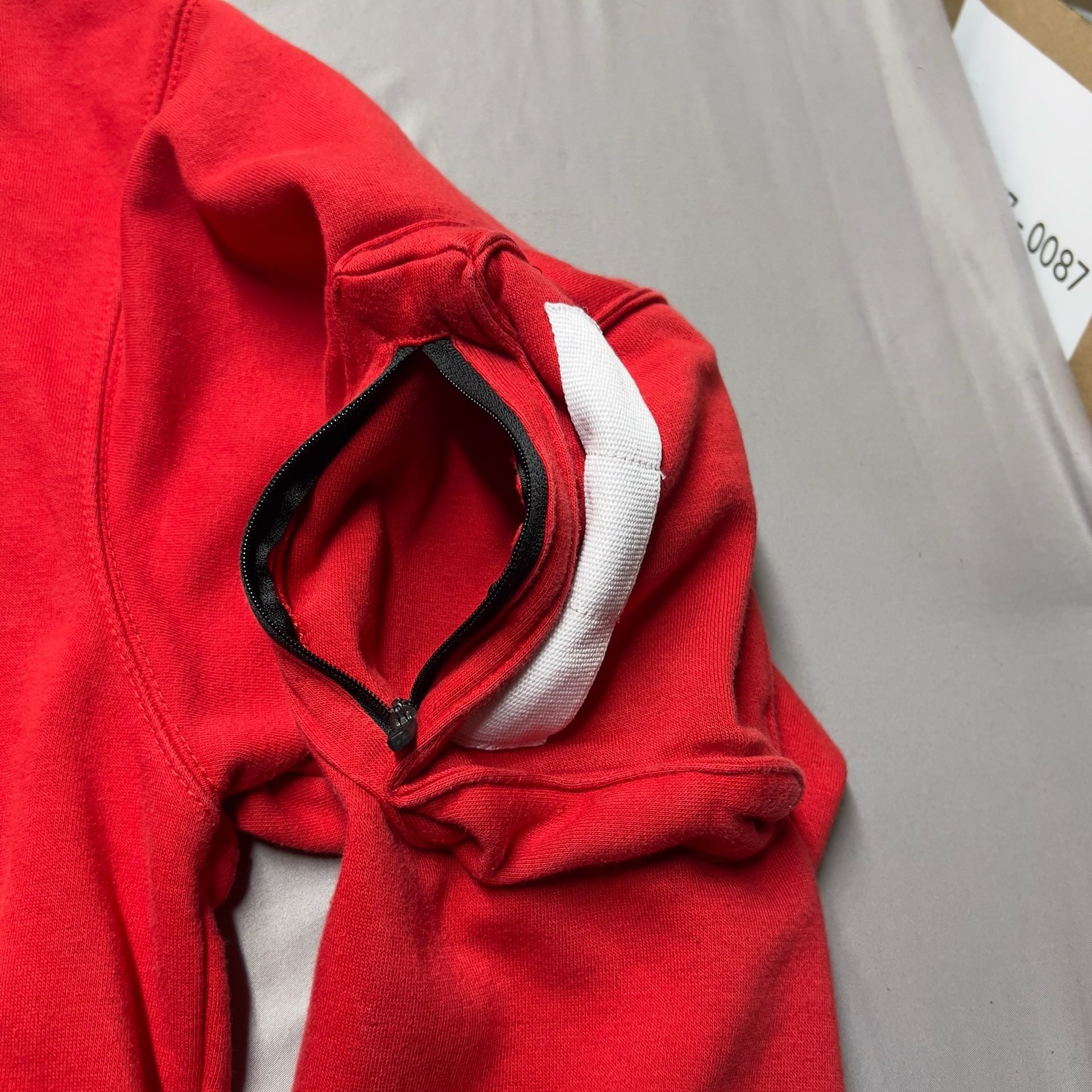 Rawgear Logo Crewneck Sweatshirt Red Gym Wear With Zipper Storage On arm Sleeve 5