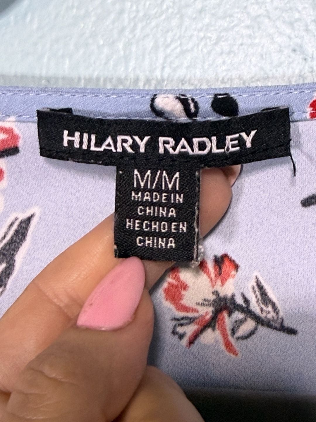 Hilary Radley Floral Blouse Size M Blue Red V-Neck Short Sleeve 4