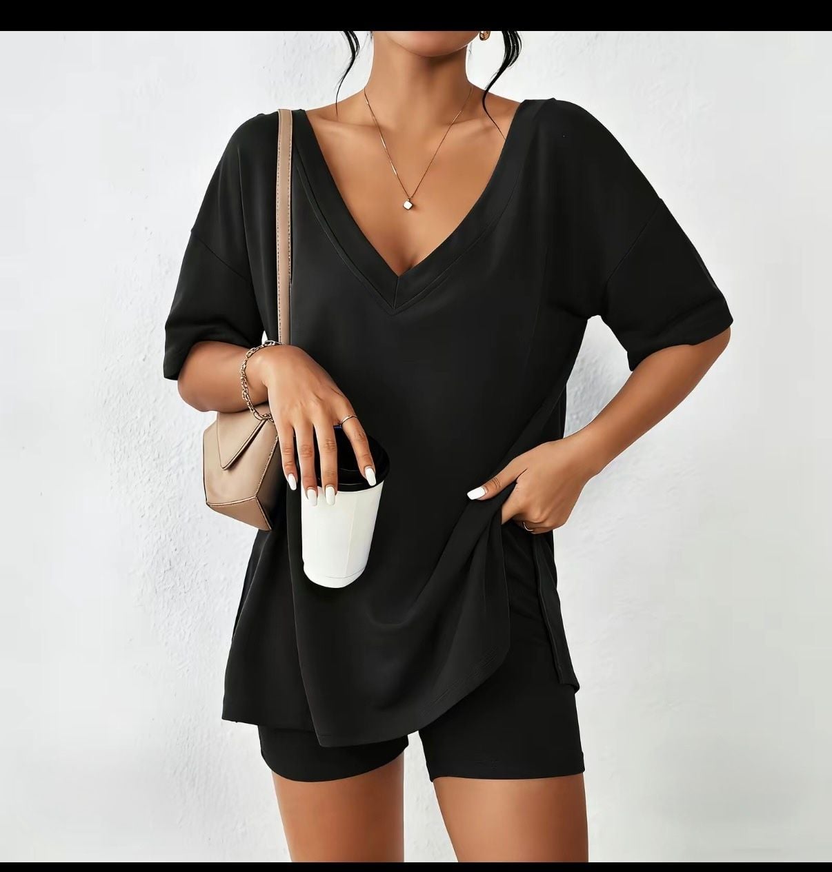 Ekouaer 2-Piece Lounge Set Size M Black V-Neck Top Shorts 6