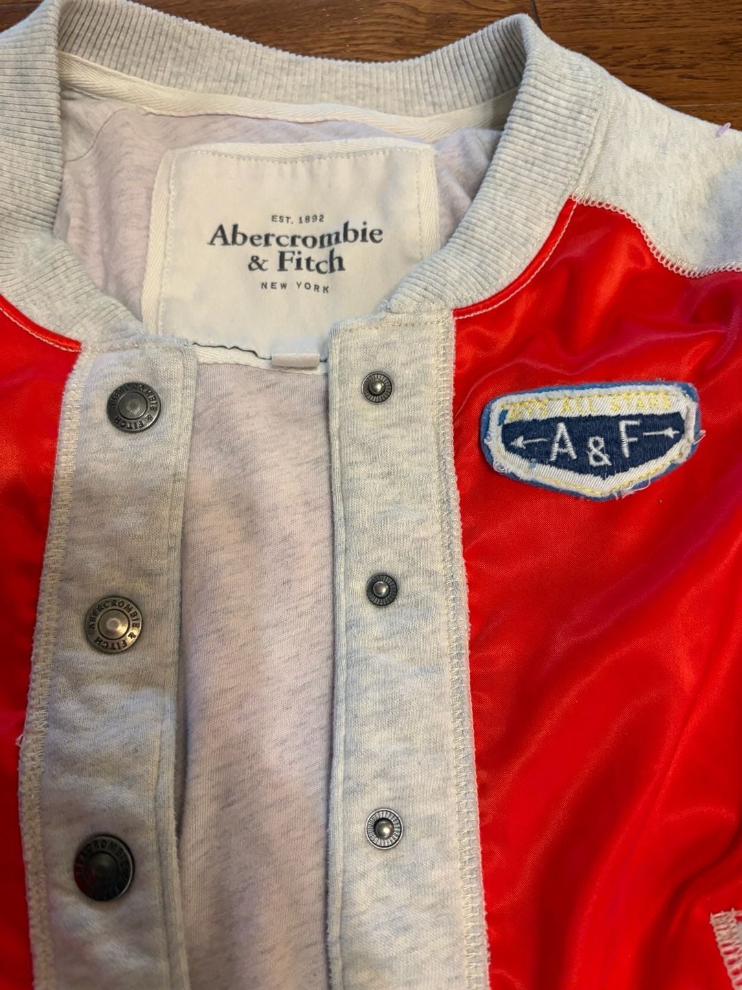 Abercrombie & Fitch Bomber Jacket Size M Red Gray Snap Up 3