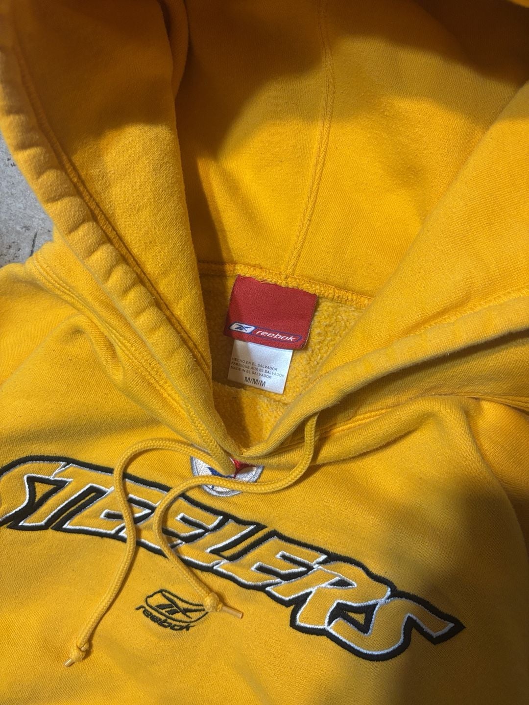 Reebok Pittsburgh Steelers NFL Hoodie Size M Yellow Embroidered Logo 3