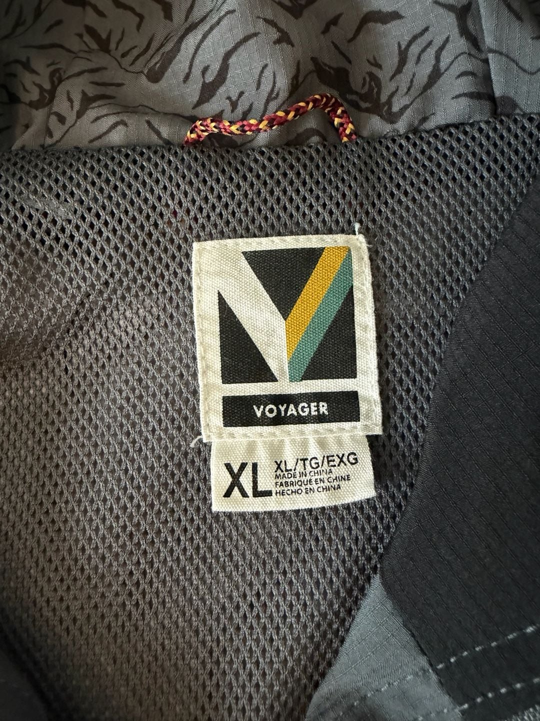 Voyager Full Zip Hooded Jacket Size XL Gray Black 3