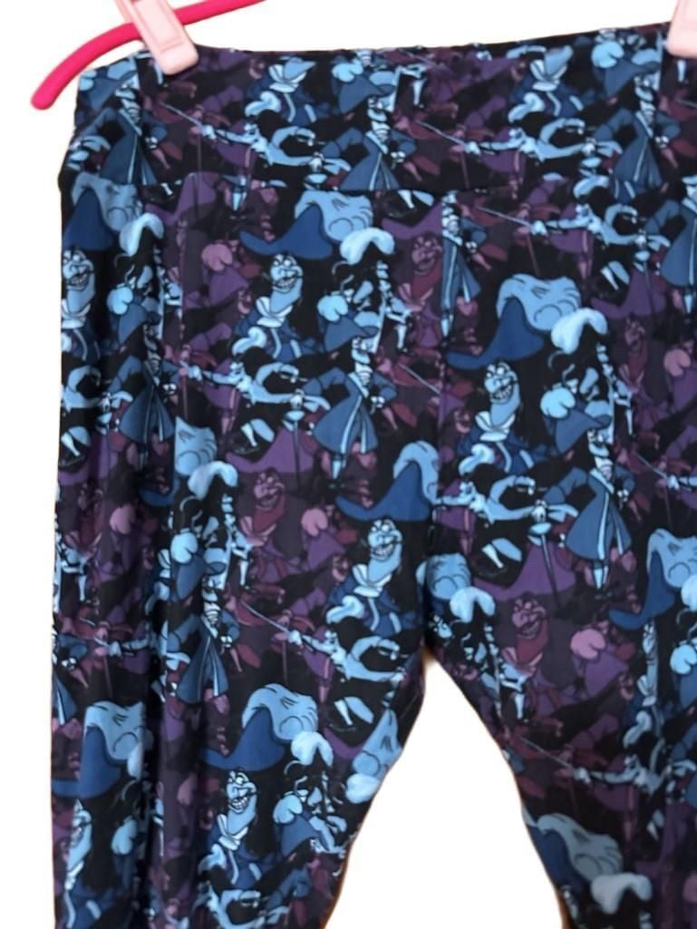 LuLaRoe Disney Peter Pan Smee Leggings Tall & Curvy 2