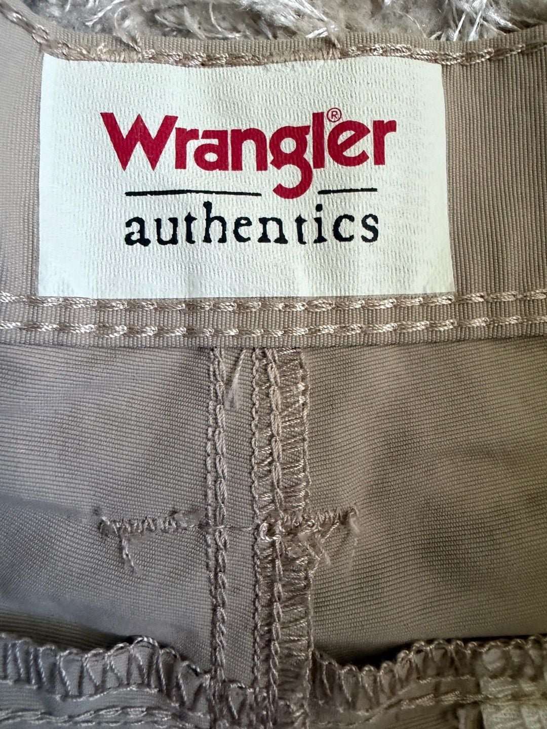 Wrangler Authentics Cargo Shorts Size 33 Tan Nylon 5