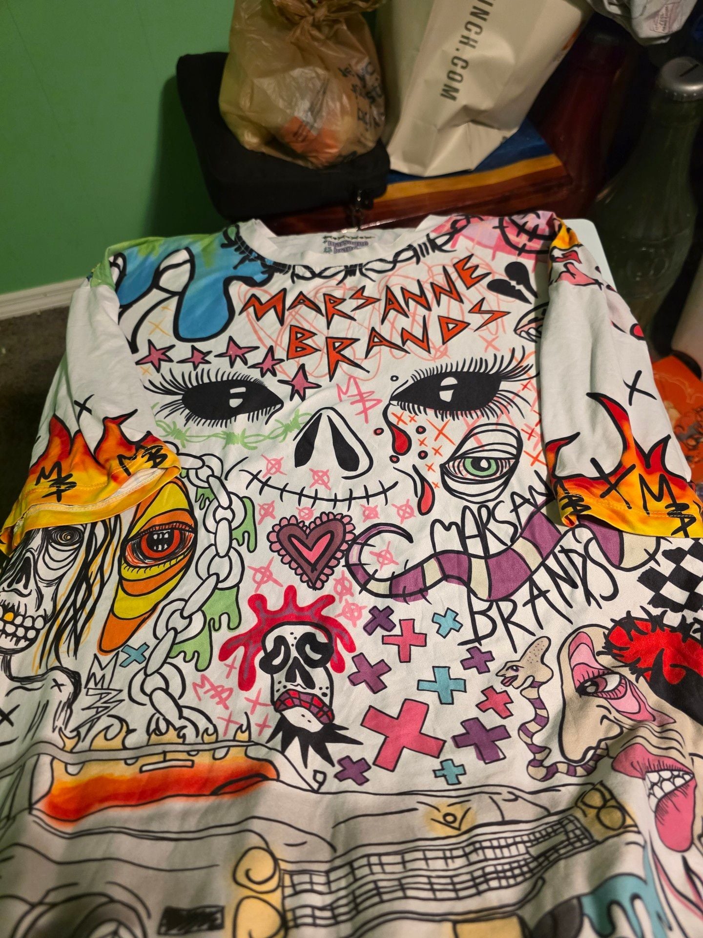 Marsanne Brands All Over Print Short Sleeve T-Shirt Size XL 1
