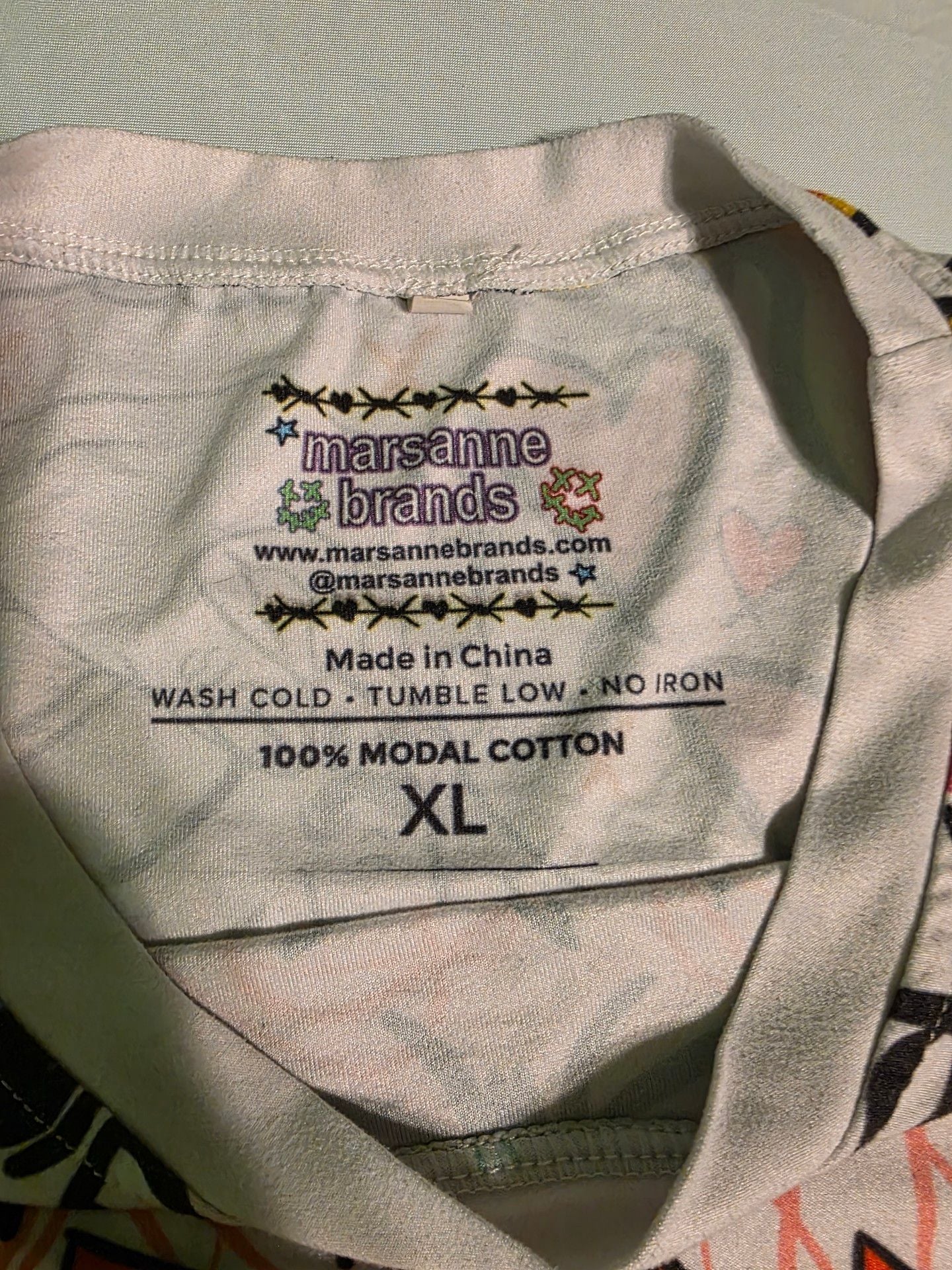 Marsanne Brands All Over Print Short Sleeve T-Shirt Size XL 4
