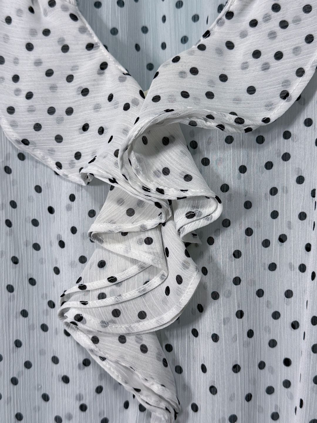 Old Navy Polka Dot Ruffle Blouse Size L White Black 5