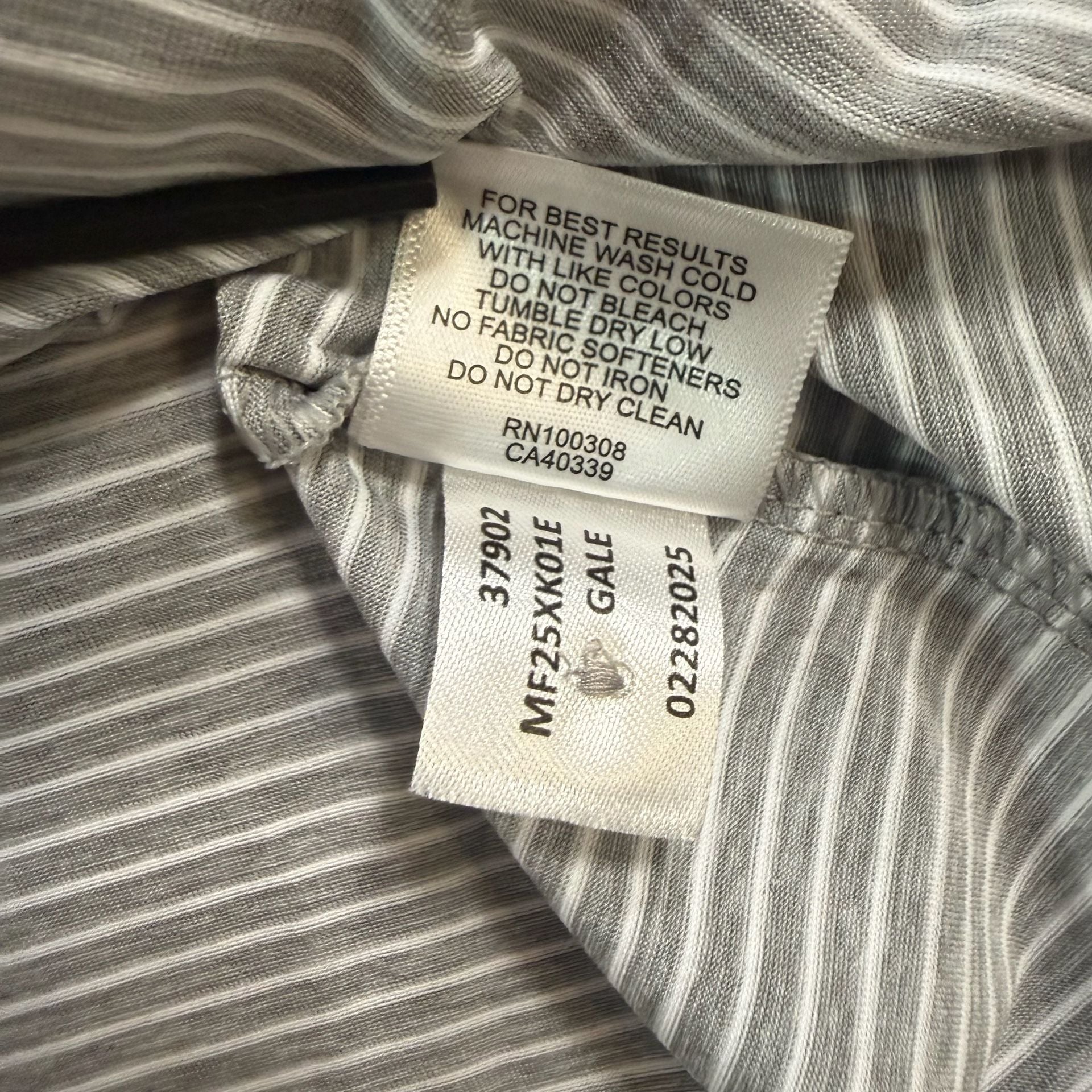 Peter Millar Crown Crafted Polo Shirt Mens XL Gray White Stripe Tailored Fit NWT 8