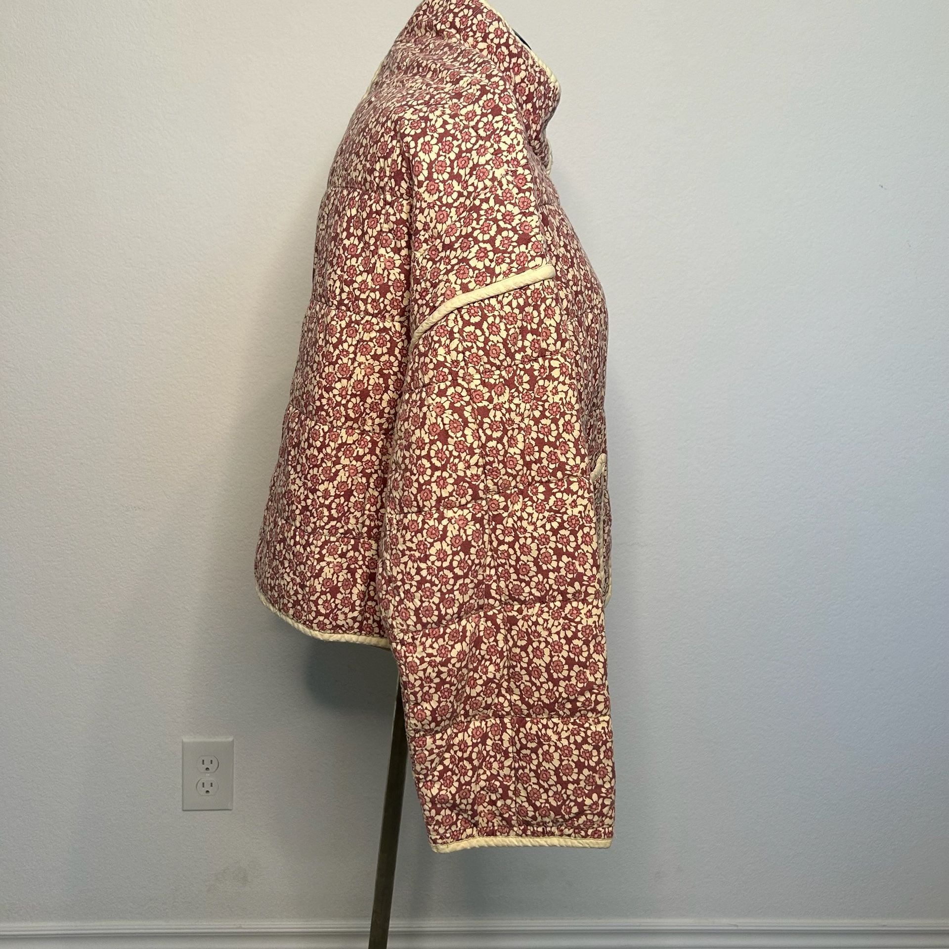 Free People Quilted Jacket Size XS Purple Floral Print Cropped 4