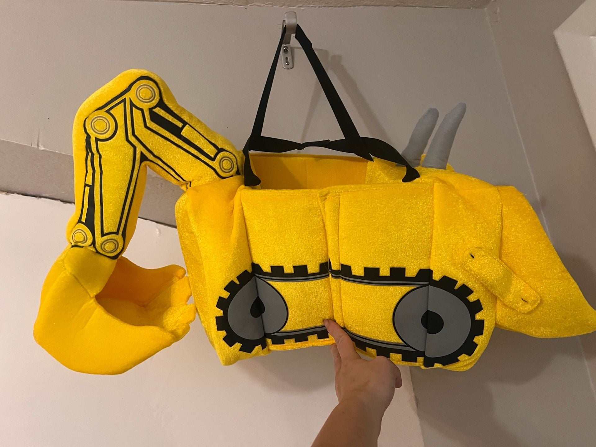 I Want To Be... Excavator Ride-On Costume Yellow 2