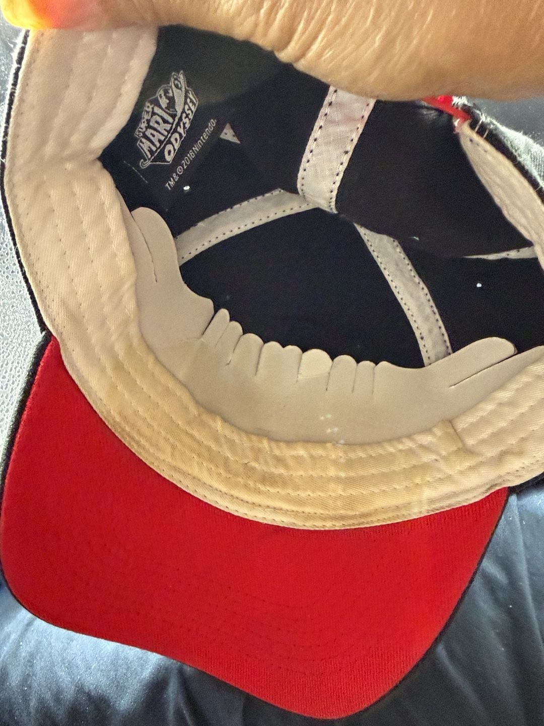 Bioworld Super Mario Odyssey Cappy Snapback Hat Black Red 7