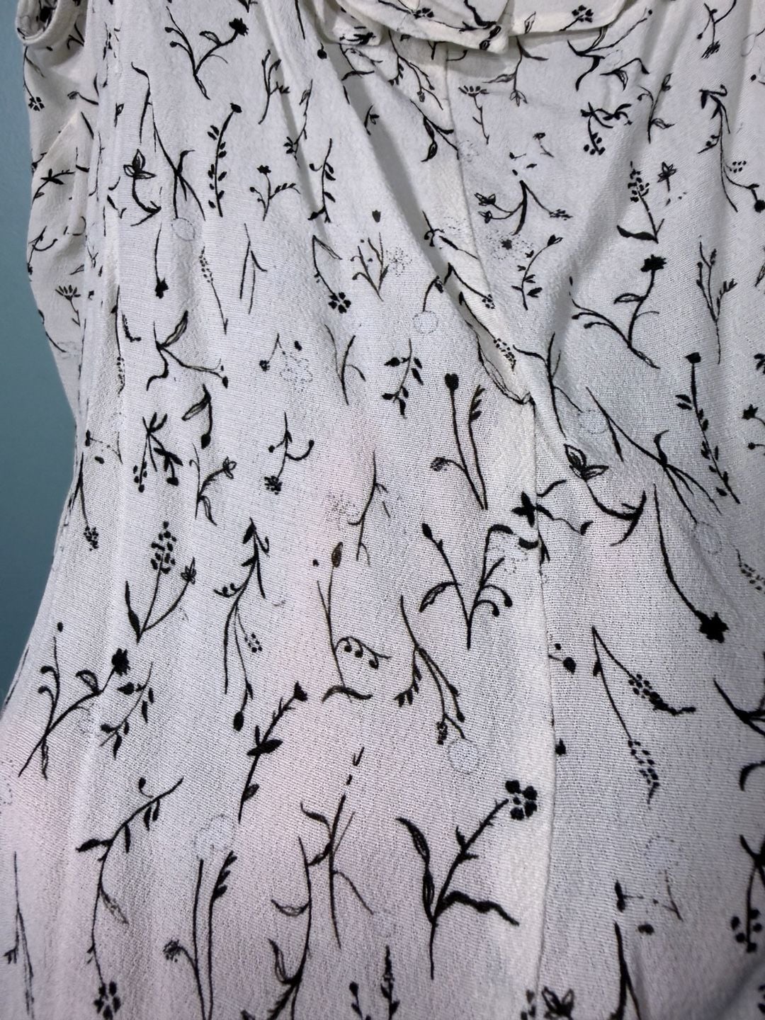 H&M Floral Ruffle Blouse Size L White Black Button Front Top 7