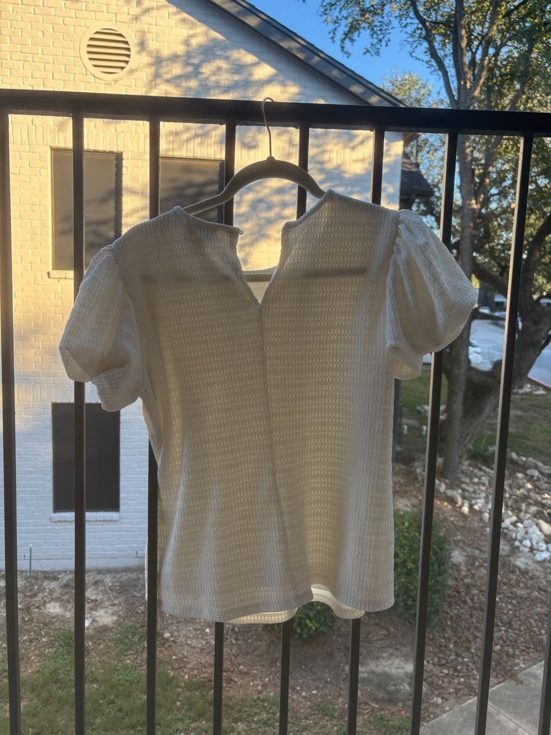 CeCe Puff Short Sleeve Top Size S White Textured Blouse 6