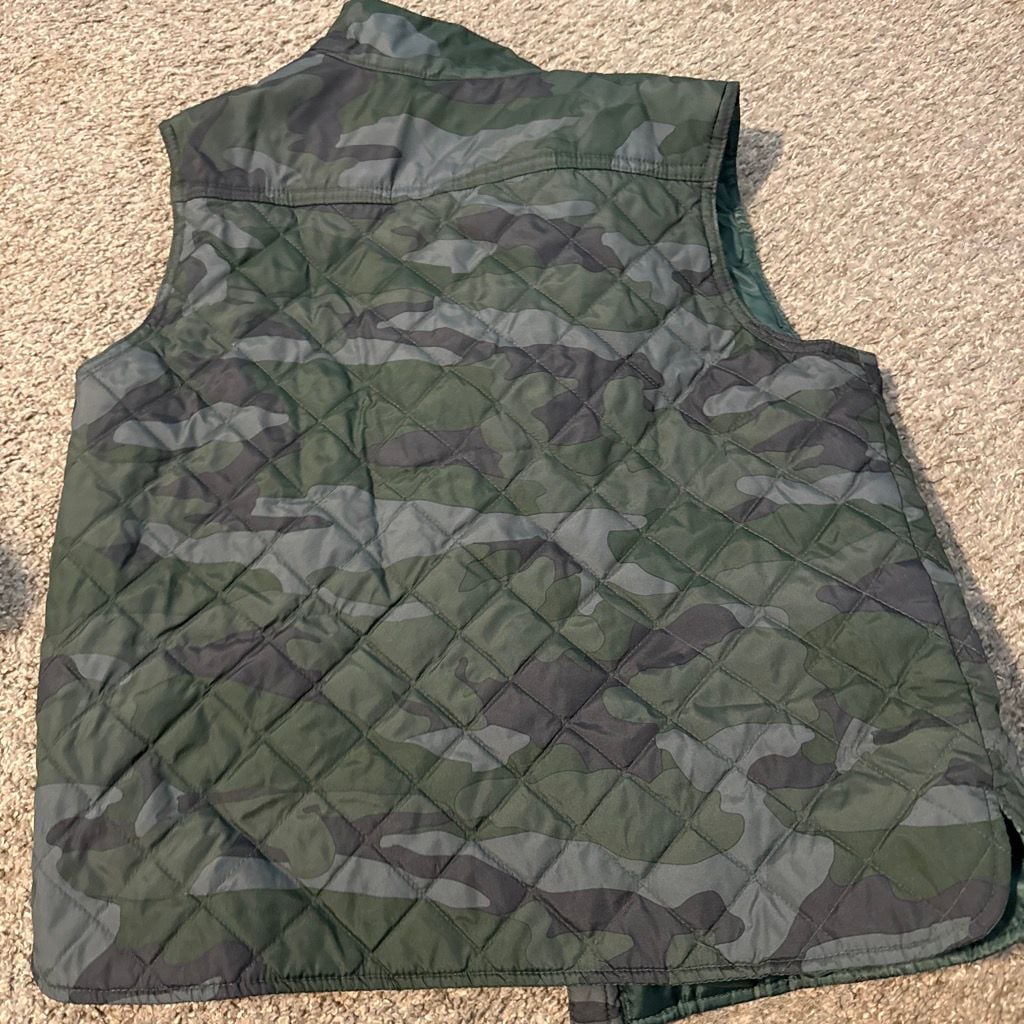 Crewcuts Quilted Camo Vest Size 10 Green 4
