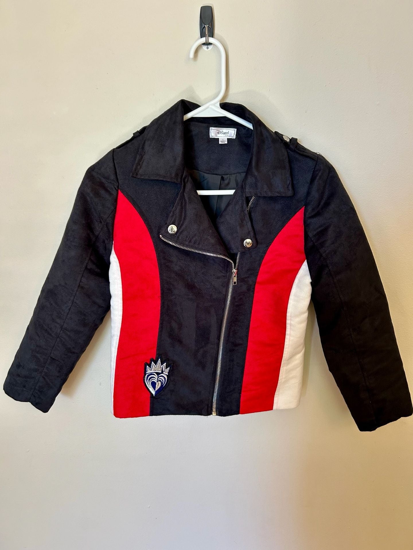 DSigned Disney Villain Jacket Size L Faux Suede 2