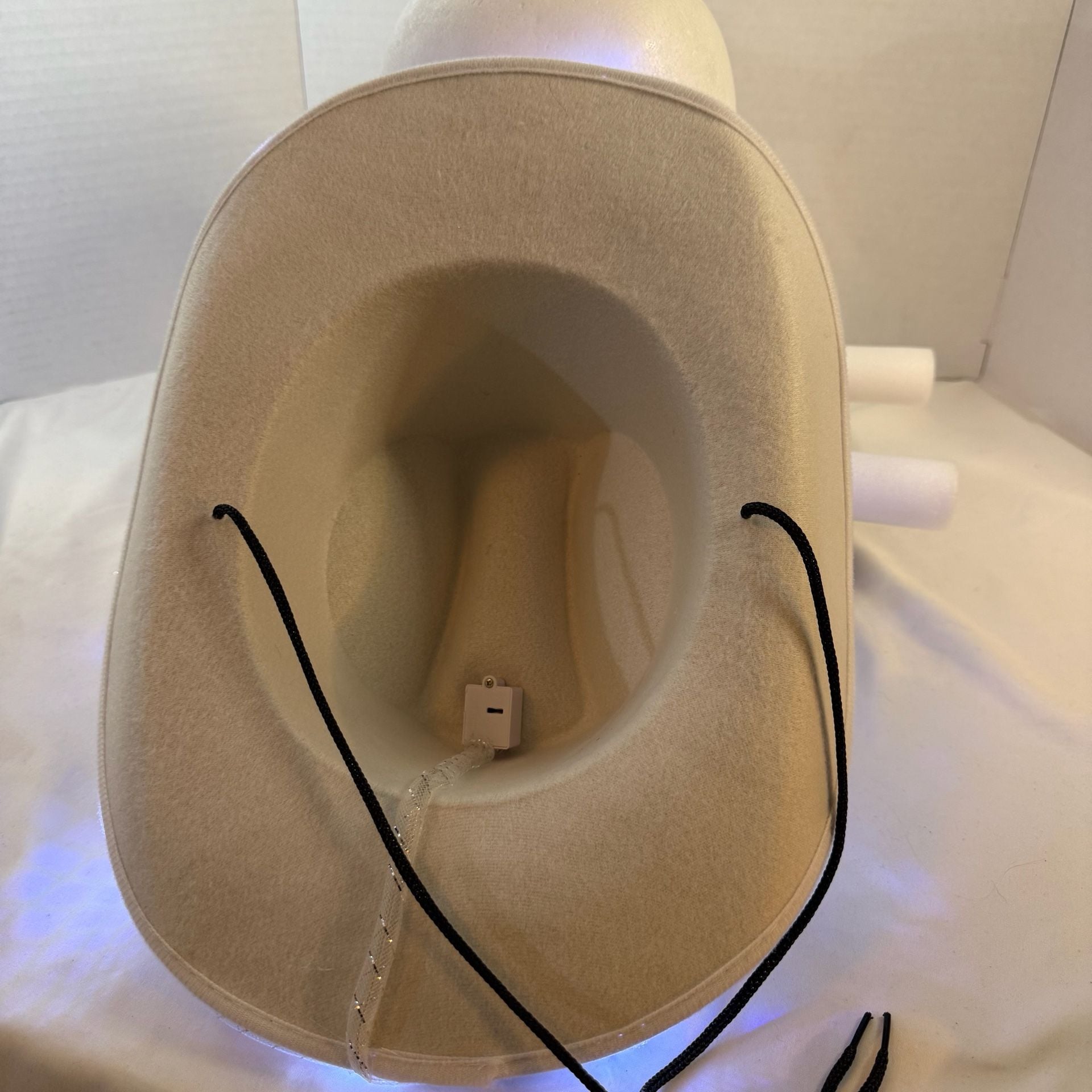 Light Up Sequin Cowboy Hat White LED Festival Party Costume with glow sticks 8