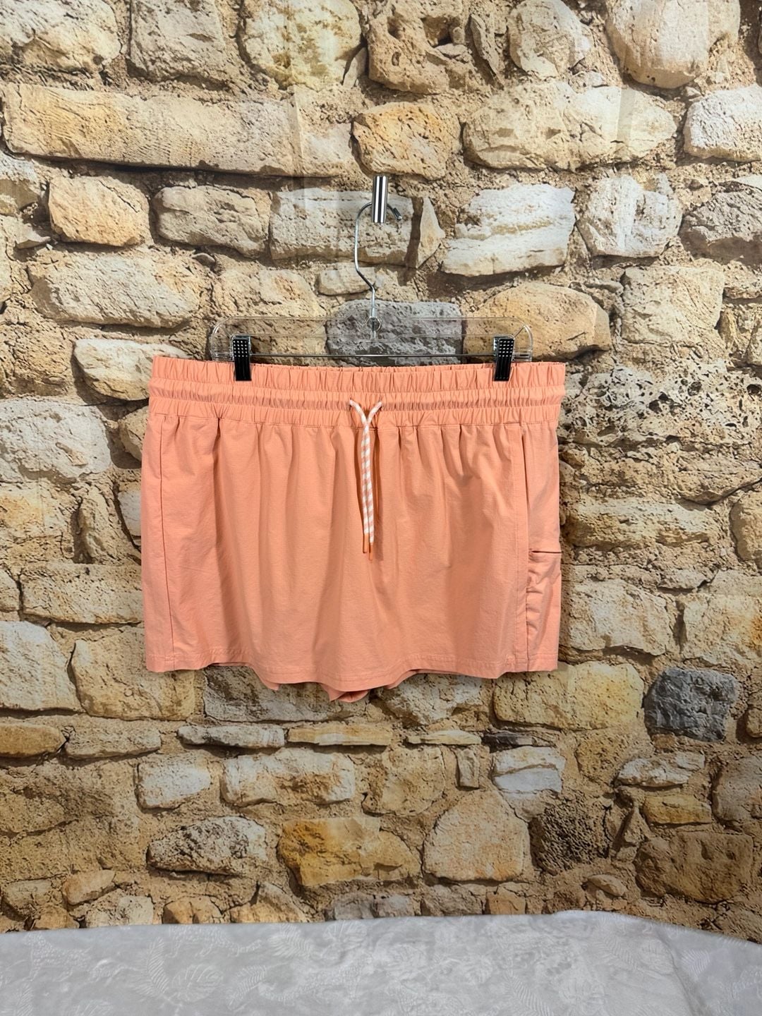 Avalanche Outdoor Supply Company Shorts Extra Large Peach Athletic Drawstring 2