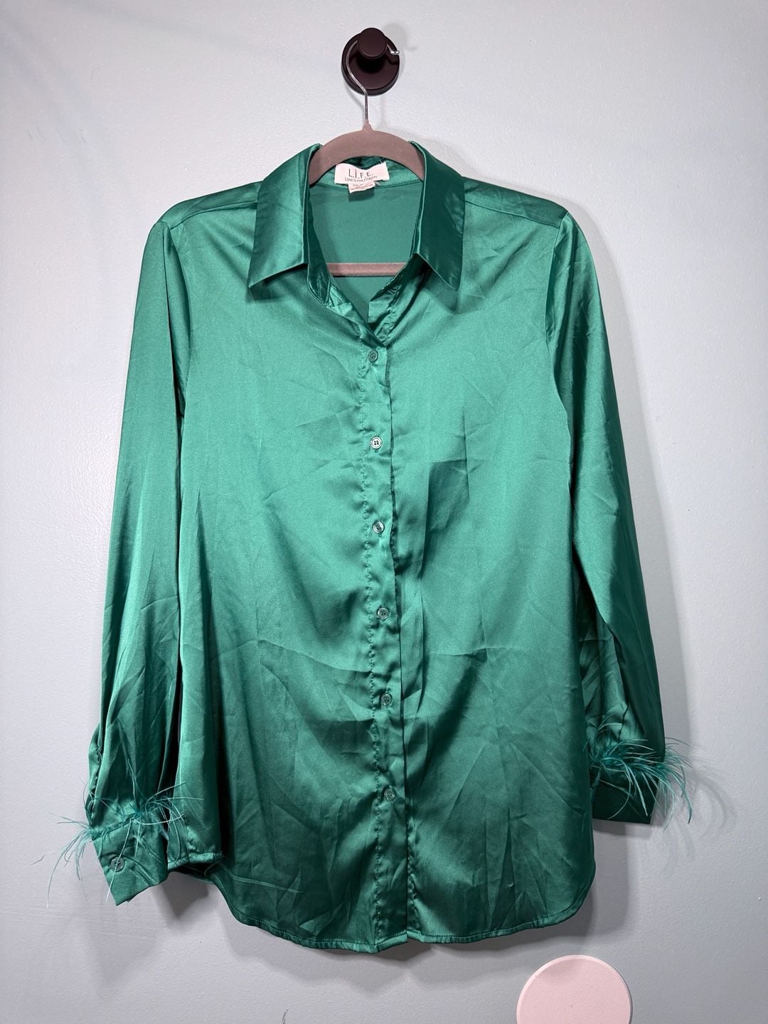 L.I.F.E. Satin Button-Up Shirt Size M Green Feather Cuff 2