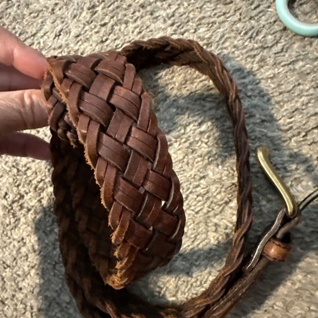 Unbranded Brown Woven Leather Belt Size 40 Brass Buckle 3