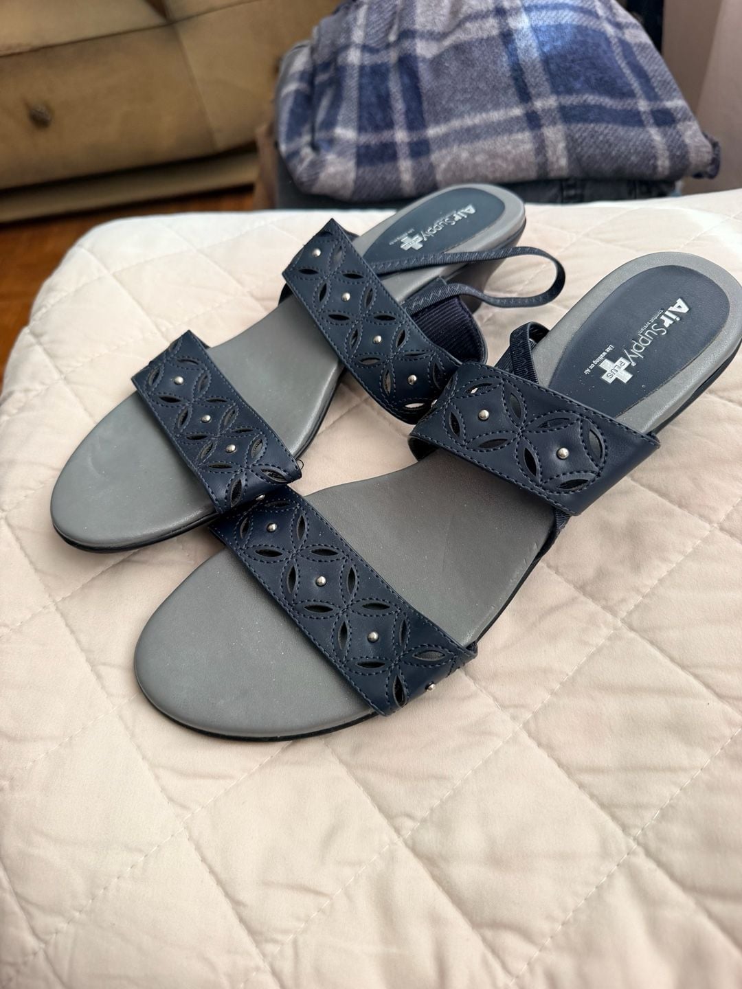 Air Supply Plus Sandals Black Laser Cut Studded Comma Foam 4