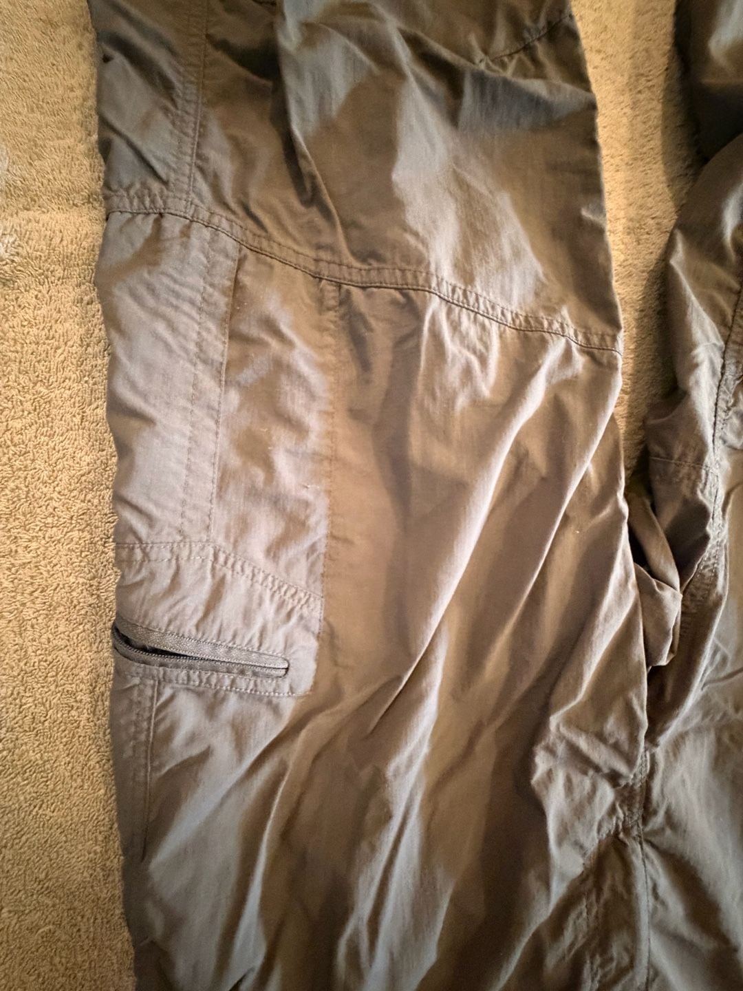 Columbia Omni-Shade Cargo Pants Size 36W x 32L Gray Utility Pants 3