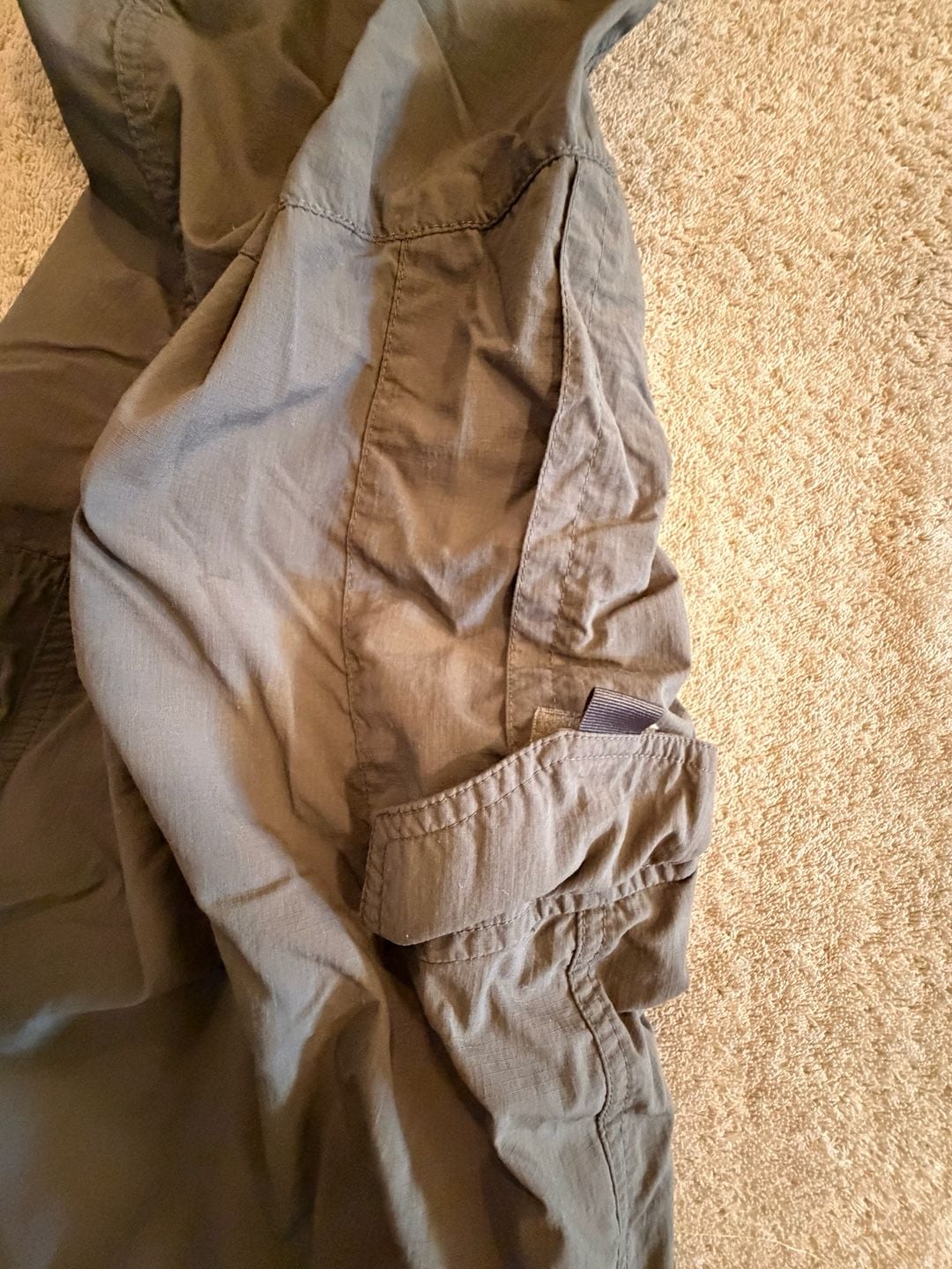 Columbia Omni-Shade Cargo Pants Size 36W x 32L Gray Utility Pants 4