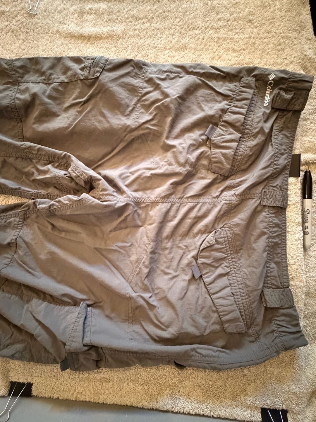 Columbia Omni-Shade Cargo Pants Size 36W x 32L Gray Utility Pants 10