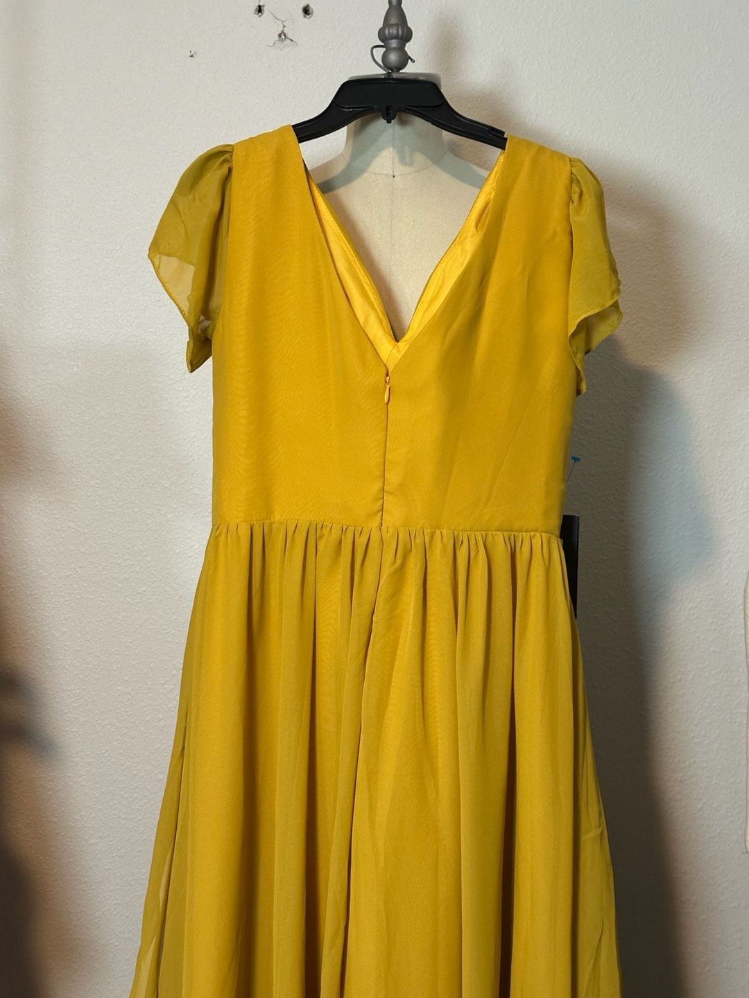 Mustard Yellow Chiffon Ruffle V-Neck Plus Size Formal Evening Gown Size 16 7