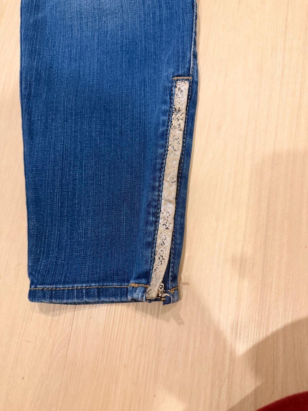 White House Black Market Skinny Jeans Size 8 Blue Ankle Zip 3