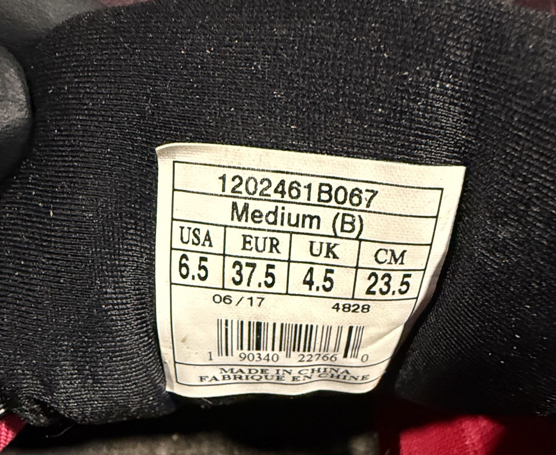 Brooks Ghost 10 Running Shoes Size 6.5 Black Pink 7