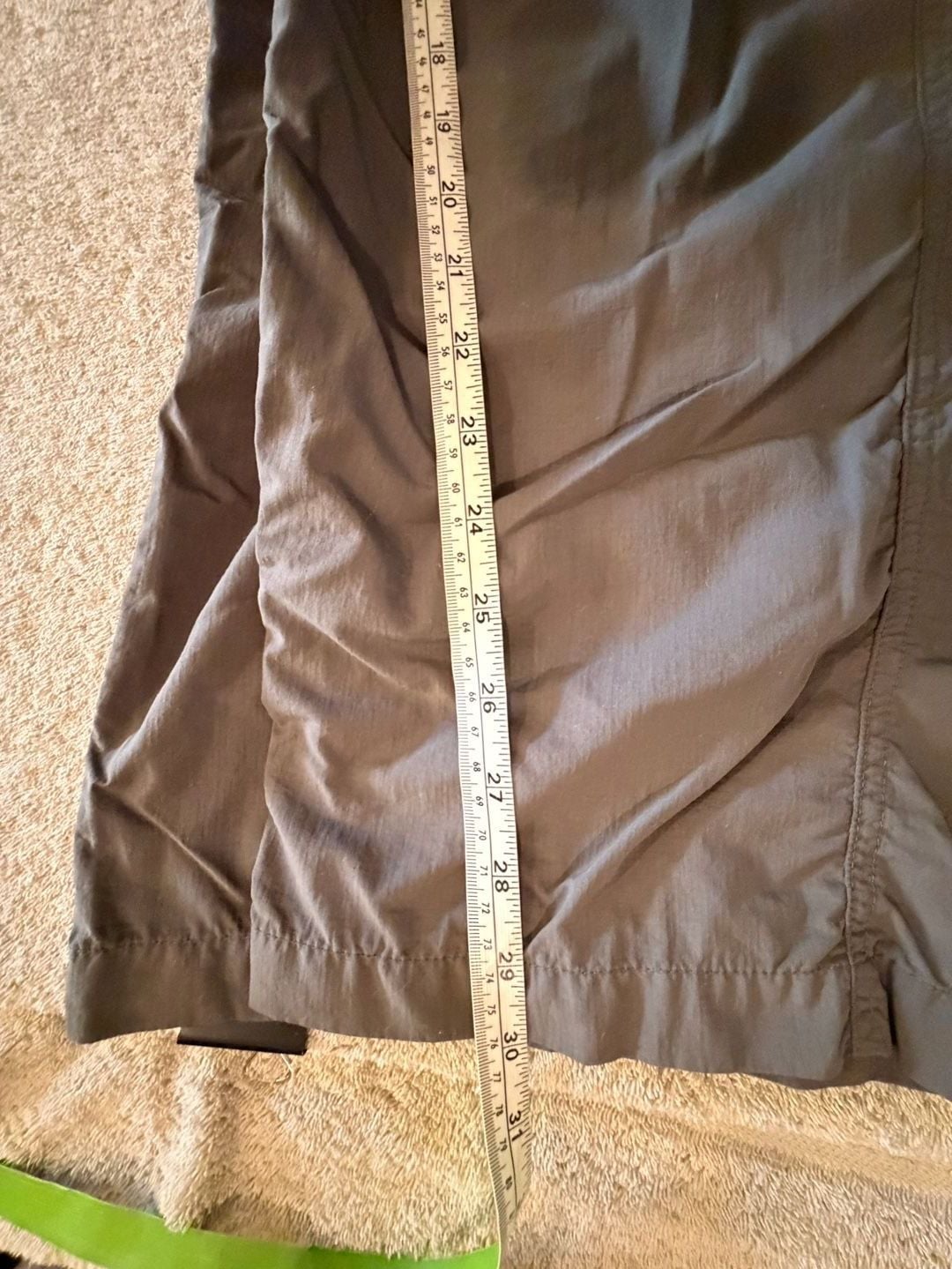 Columbia Omni-Shade Cargo Pants Size 36W x 32L Gray Utility Pants 12