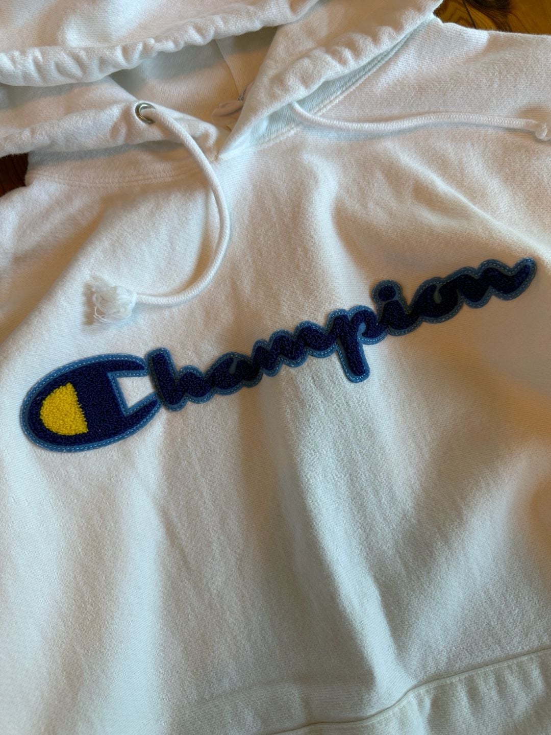 Champion Reverse Weave Hoodie Size XL White Chenille Script Logo 4