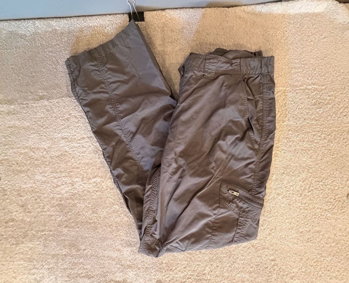 Columbia Omni-Shade Cargo Pants Size 36W x 32L Gray Utility Pants 13