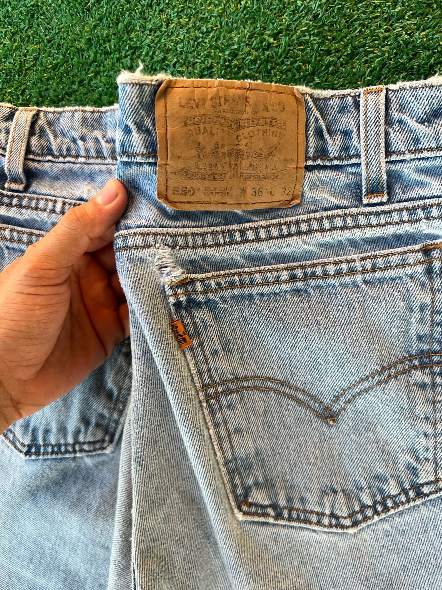 Vintage Levi's 550 Relaxed Fit Tapered Leg Orange Tab 8