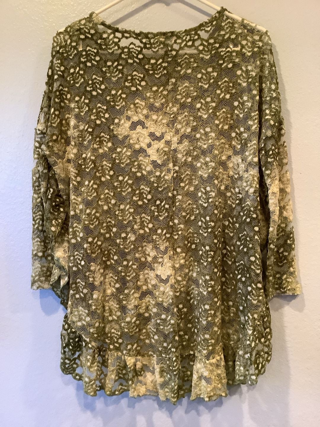 Umgee Olive Green Lace Ruffle Hem Top Size M 3