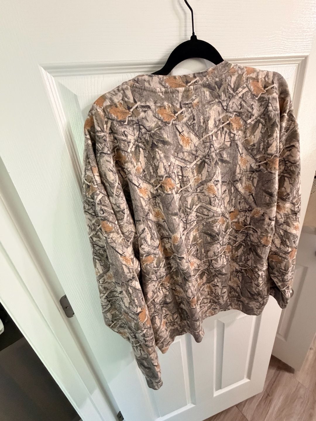 Goodie Two Sleeves Cowgirl Real Tree Camo Sweatshirt XL 5