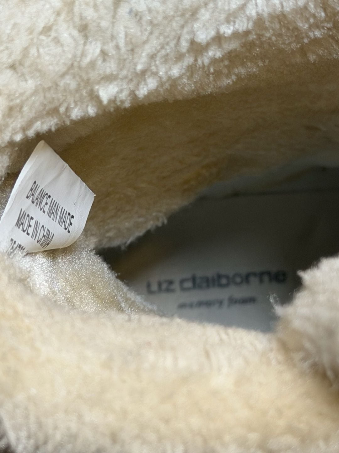 Liz Claiborne Tan Faux Fur Lined Winter Boots Size 6 Cozy Lace Up 6