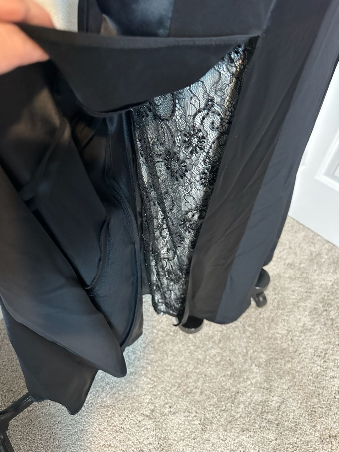 Black Satin Lace Inset V-Neck Plus Size Formal Evening Gown Size 10 6