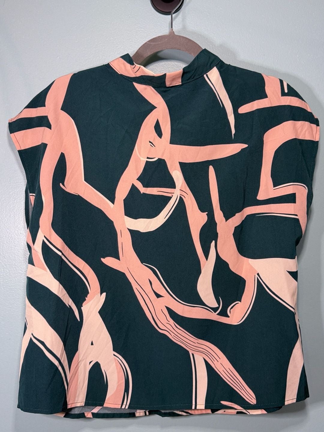 SHEIN Tie Neck Blouse Size L 8/10 Green Peach Abstract Print Cap Sleeve 5