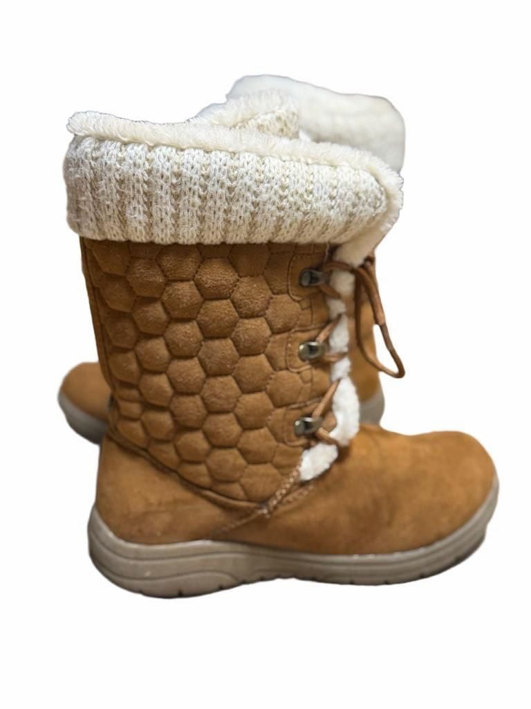 Liz Claiborne Tan Faux Fur Lined Winter Boots Size 6 Cozy Lace Up 2