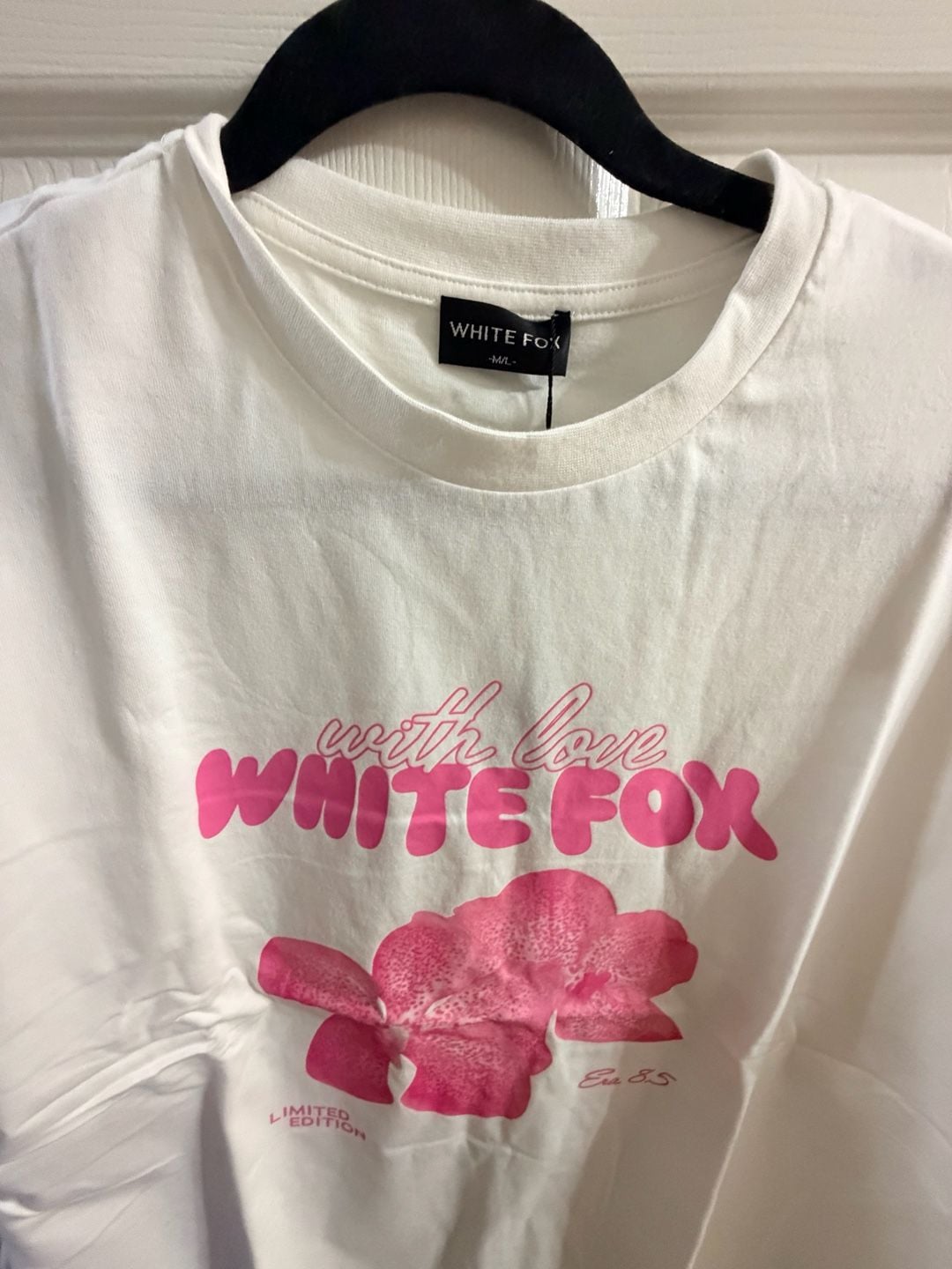 White Fox T-Shirt M/L White Pink Graphic Tee 6