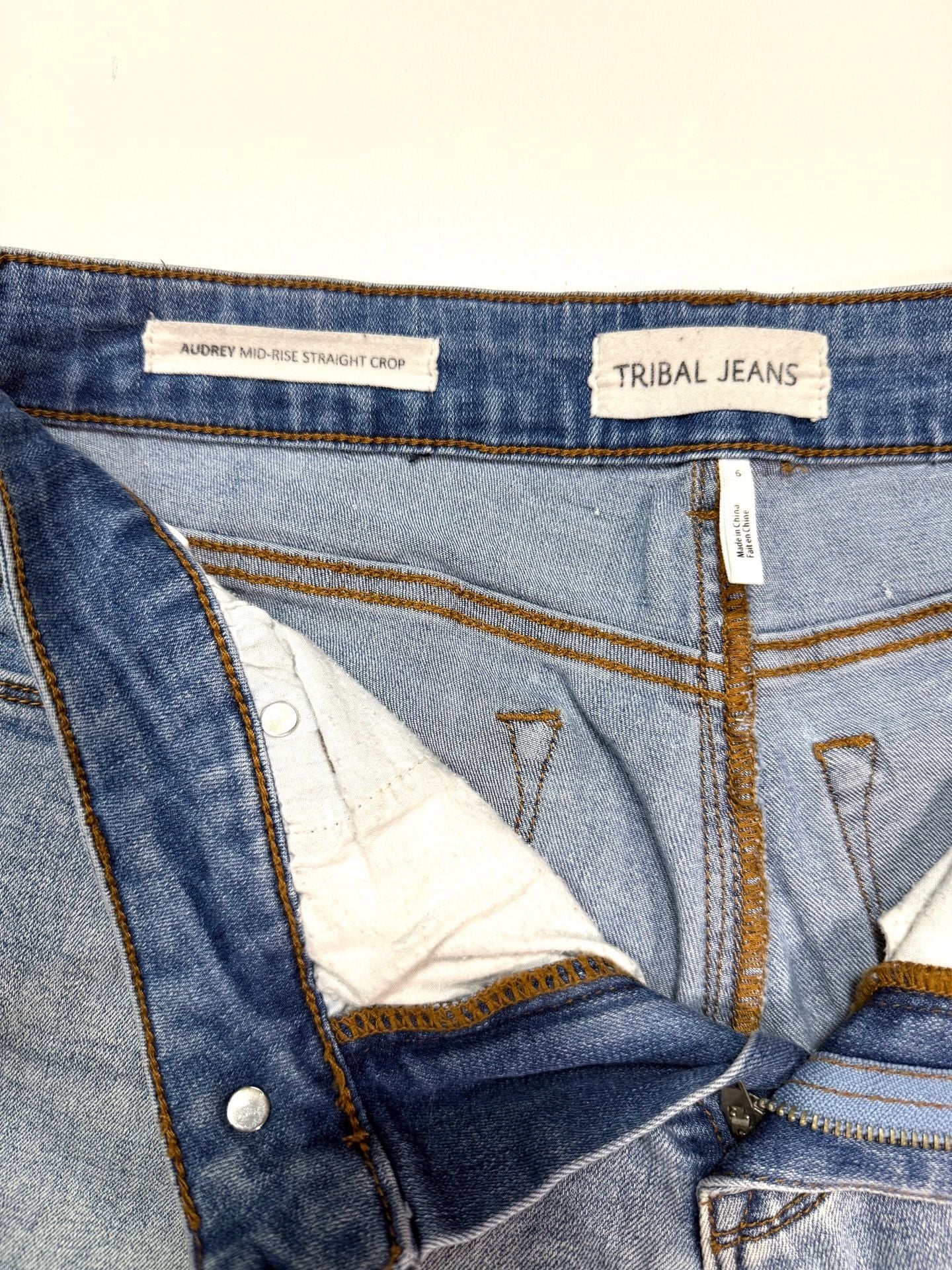 Tribal Jeans Women's Jeans Size 6 Cottage-Glam Indie Vanguard Y2K Americana Heritage Embroidered Beaded Hem Mid Rise Light Wash Raw Frayed Boho Stretch Denim Ankle Audrey Straight Crop 9