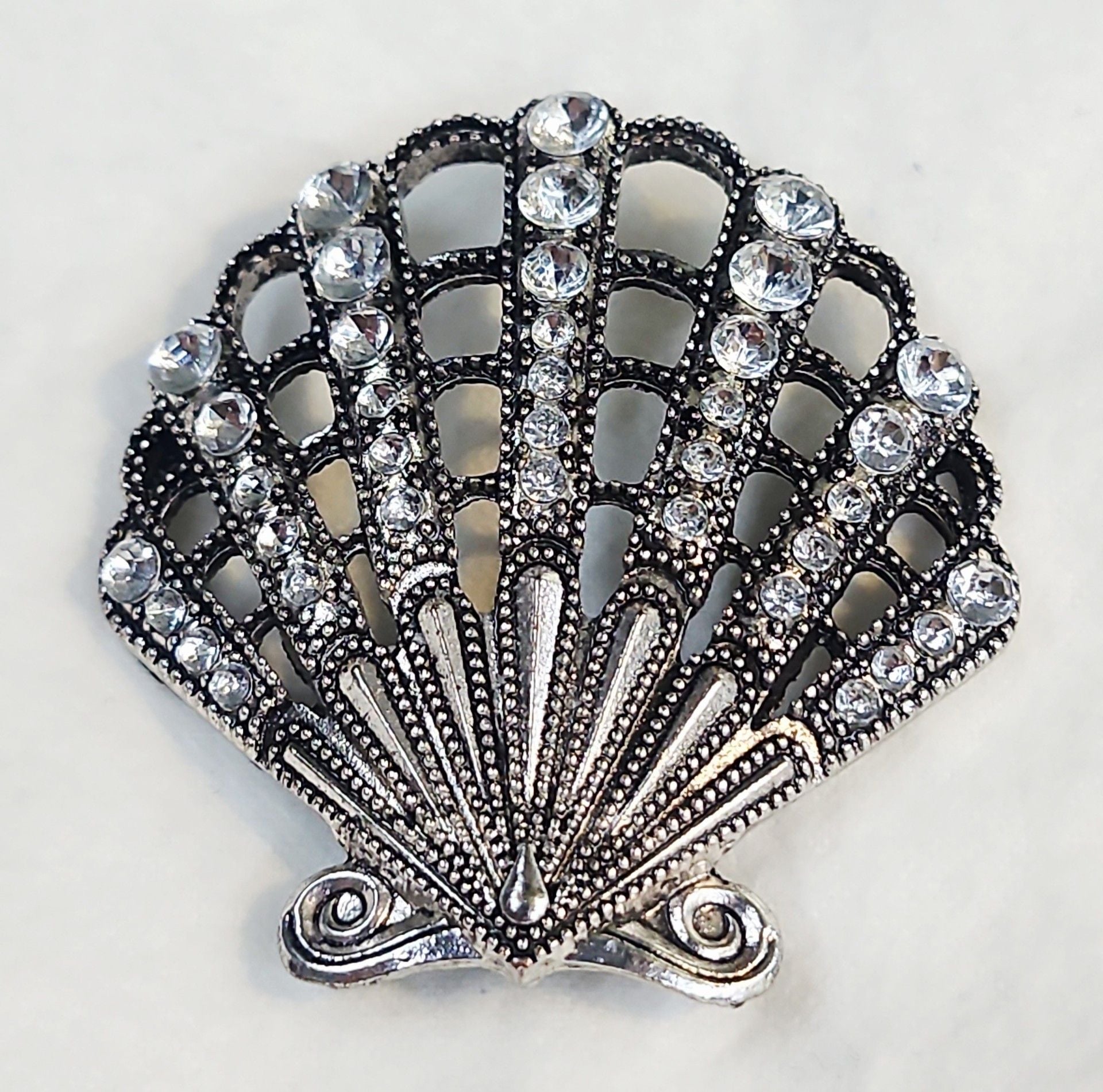 Vintage Rhinestone Seashell Brooch Pin 2