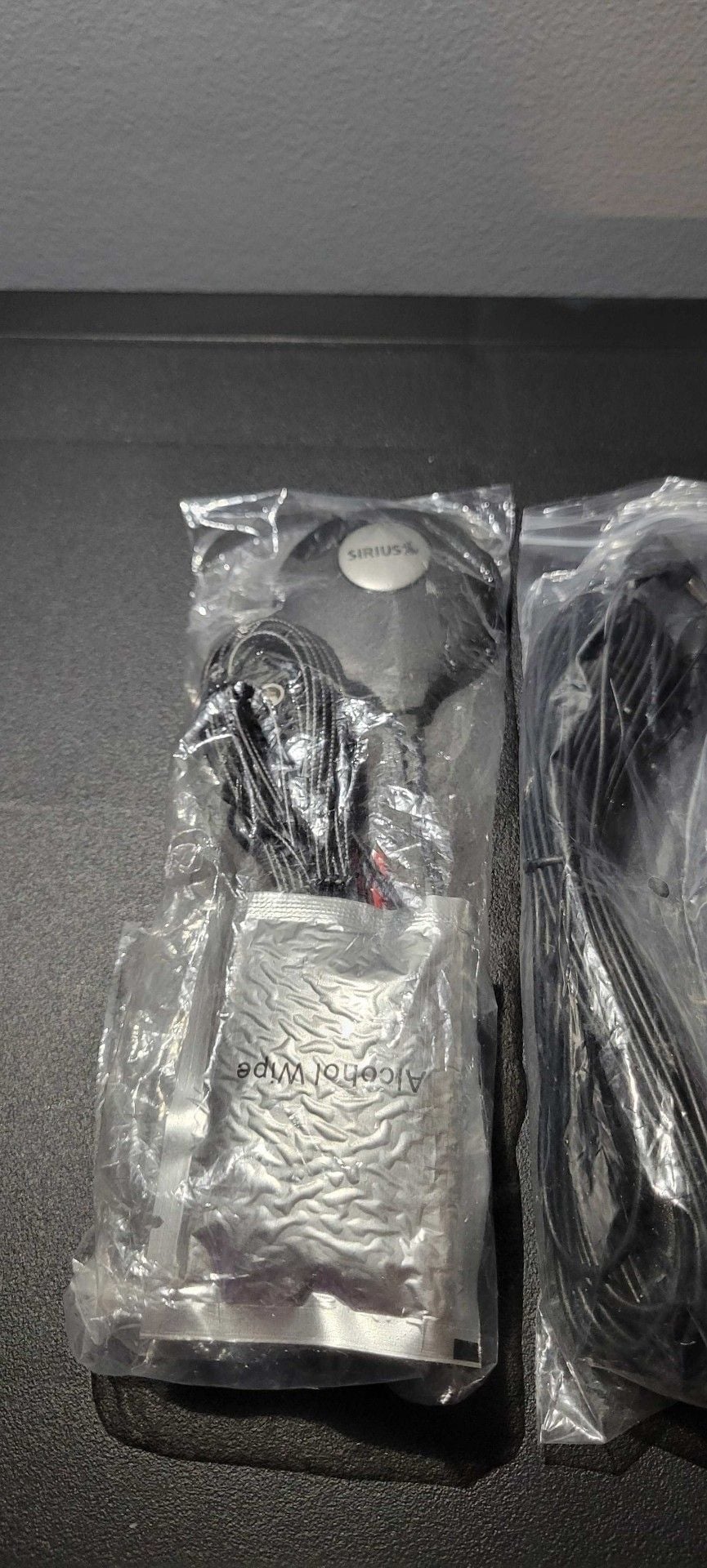 Sirius Satellite Radio Antenna SIR-3.3RCTMOB05 New in Bag 6