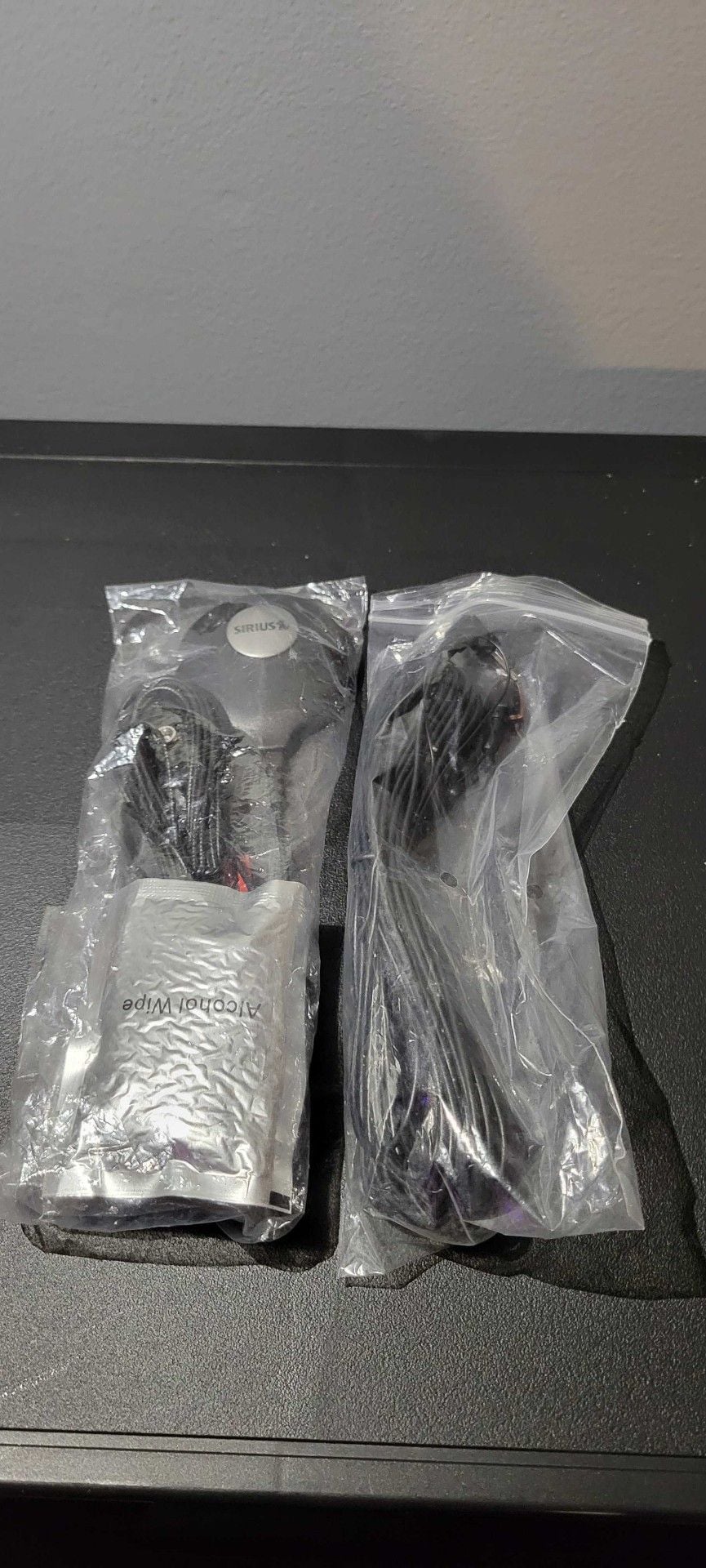 Sirius Satellite Radio Antenna SIR-3.3RCTMOB05 New in Bag 7