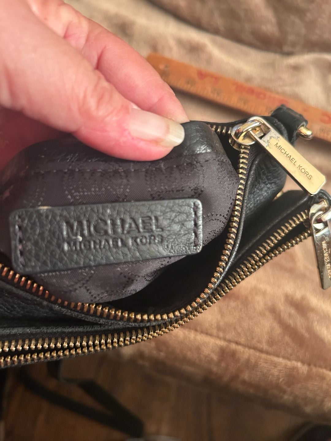 Michael Kors Black Leather Crossbody Bag Gold Hardware 7