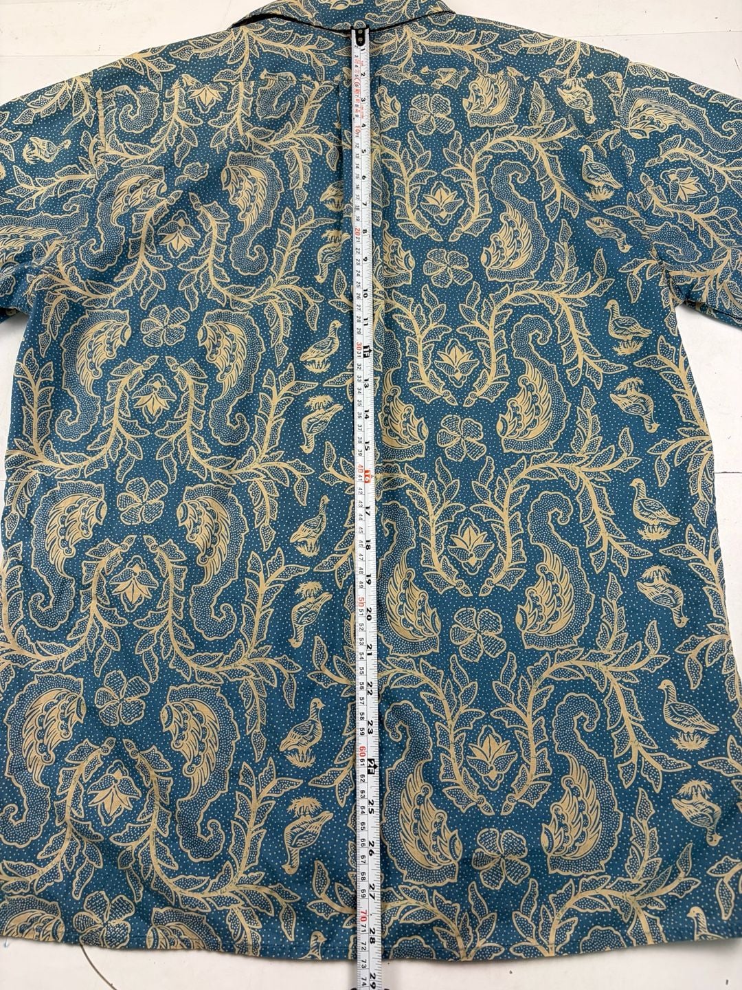 Reyn Spooner Hawaiian Shirt Blue Floral Short Sleeve Button Up Size M (OF) *fading, hole 15