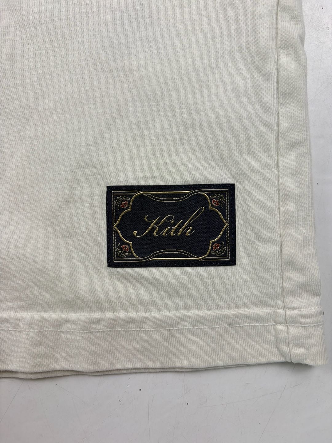 Kith Hawaii Love Thy City Graphic T-Shirt White Size XL (OF) 6