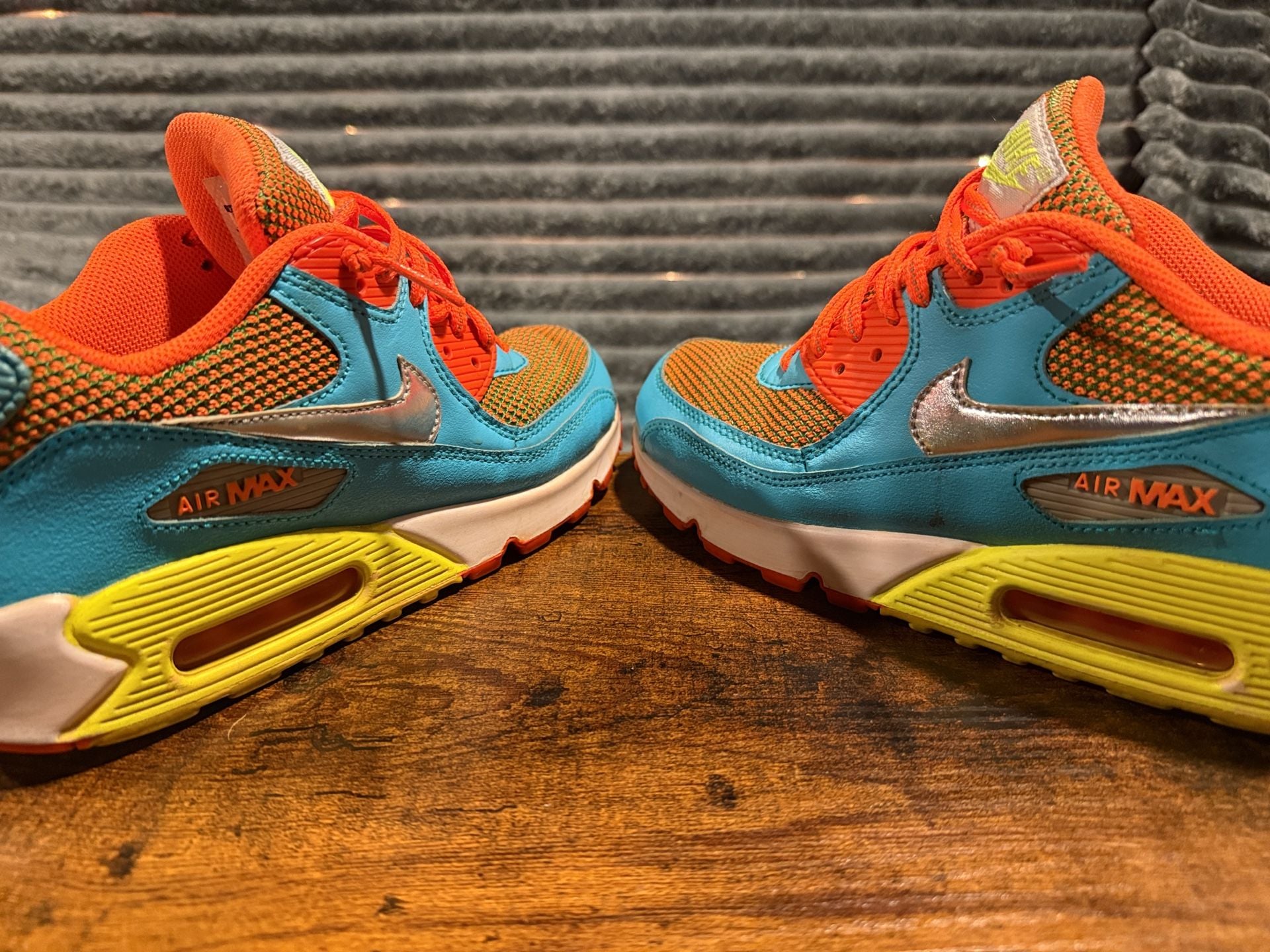 Nike Air Max 90 Multicolored Sneakers 4