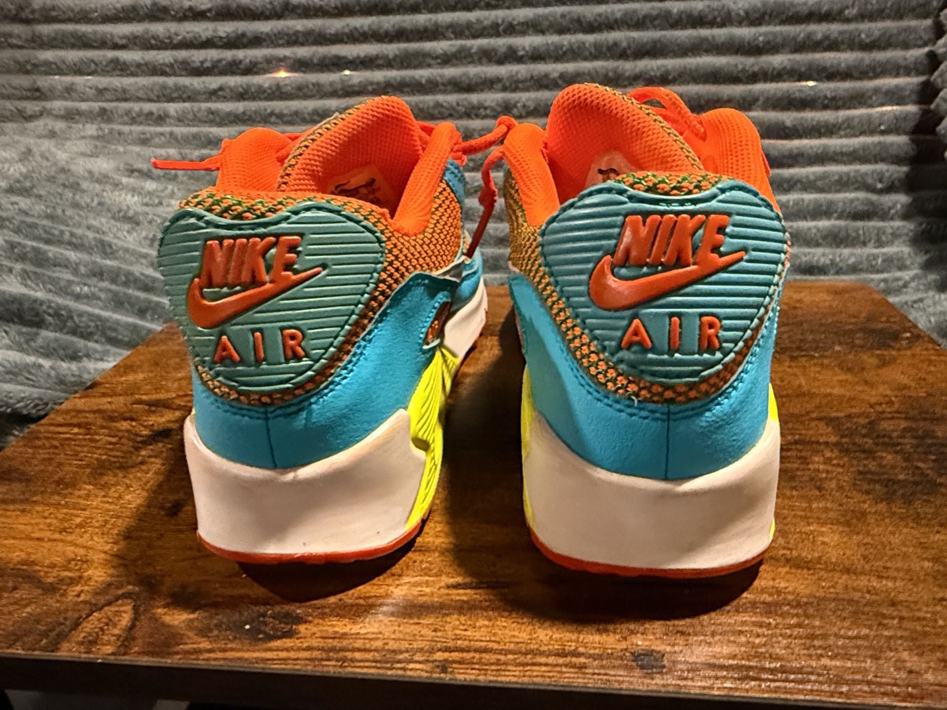 Nike Air Max 90 Multicolored Sneakers 6
